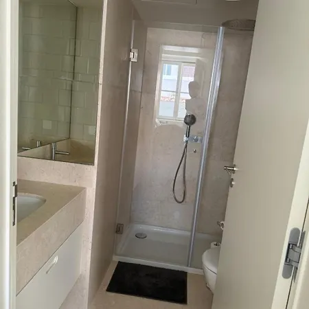 Magnifico Com Wc Privativo Augusta Street * Lisboa