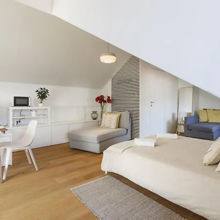 Magnifico Com Wc Privativo Augusta Street Quarto em Acomodações Particulares